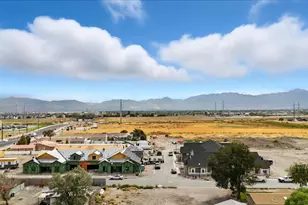 6081 W Parkway #Sutherland S, West Valley, UT 84128 - Photo 9