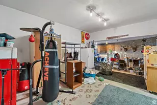 10665 S Dimple Dell Dr E, Sandy, UT 84092 - Photo 31