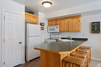 3562 N Fox Run E #406, Eden, UT 84310 - Photo 5