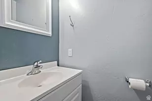 346 W Durfee Street St S, Grantsville, UT 84029 - Photo 17