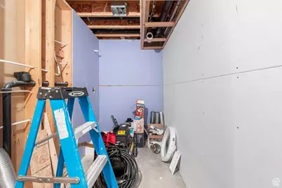 68 E 100 N, Nephi, UT 84648 - Photo 47