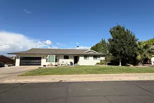722 Staheli Dr, Washington, UT 84780 - Photo 1