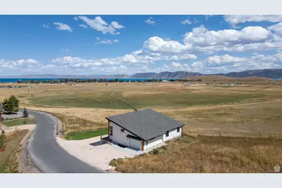 2584 S Country Club Dr #12, Garden City, UT 84028 - Photo 5