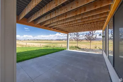 2584 S Country Club Dr #12, Garden City, UT 84028 - Photo 9