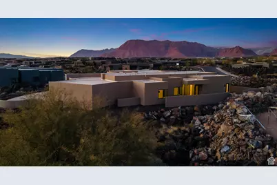 2031 N Lava Rock Cir #107, Saint George, UT 84770 - Photo 7