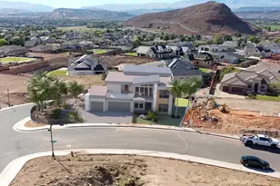 2114 S Pinto St, Washington, UT 84780 - Photo 1