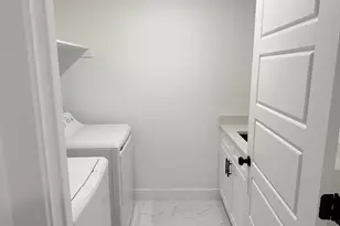 139 E Abbeville Ct, Sandy, UT 84070 - Photo 37