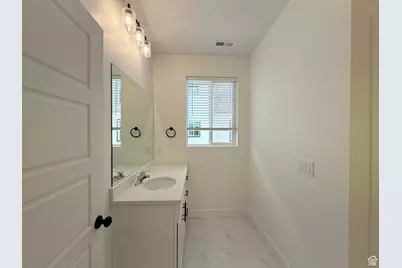 139 E Abbeville Ct, Sandy, UT 84070 - Photo 27