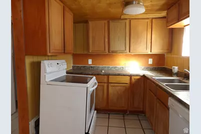 5931 N 550 E, Kenilworth, UT 84529 - Photo 5