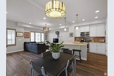 18 S Rio Grand Ave, Farmington, UT 84025 - Photo 11