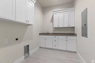 523 E Bramish Pl Dr, Washington, UT 84780 - Photo 11