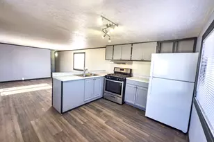 1101 S Carbon Ave, Price, UT 84501 - Photo 7