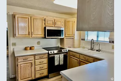 1150 W Red Hills Pkwy #72, Washington, UT 84780 - Photo 9