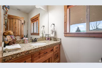 6668 S 3200 W, Spanish Fork, UT 84660 - Photo 15