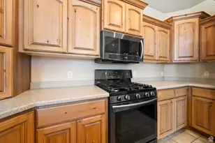 3523 S Desert Hills Dr, Saint George, UT 84790 - Photo 13