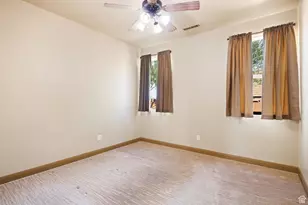 3523 S Desert Hills Dr, Saint George, UT 84790 - Photo 23