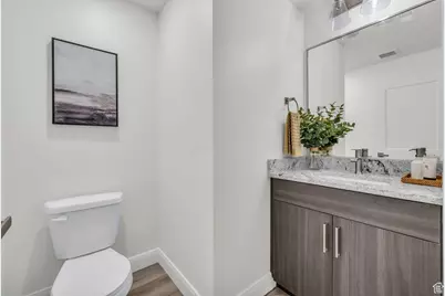 239 E Burch Creek Pl, South Ogden, UT 84405 - Photo 11