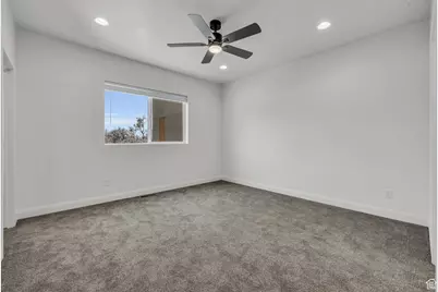 239 E Burch Creek Pl, South Ogden, UT 84405 - Photo 23