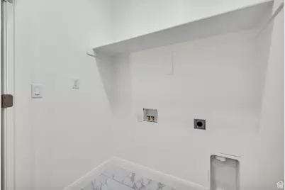 241 E Burch Creek Pl, South Ogden, UT 84405 - Photo 21