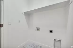 241 E Burch Creek Pl, South Ogden, UT 84405 - Photo 21