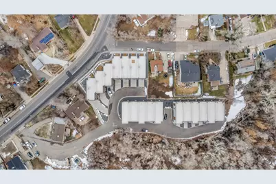 241 E Burch Creek Pl, South Ogden, UT 84405 - Photo 31