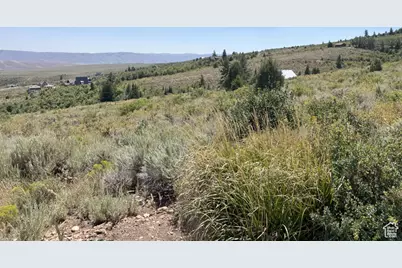 3335 S Mules Ear Cir #37, Garden City, UT 84028 - Photo 5