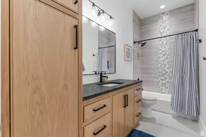501 W 2300 S, Richfield, UT 84701 - Photo 17