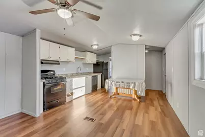 2491 N Highway 89 #323, Pleasant View, UT 84404 - Photo 5