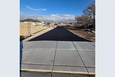 12191 S 3600 W, Riverton, UT 84065 - Photo 5