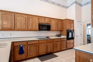 150 S Crystal Lakes Dr, Saint George, UT 84770 - Photo 11