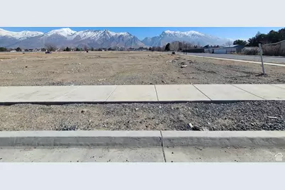 5984 W 11200 N #01, Highland, UT 84003 - Photo 5