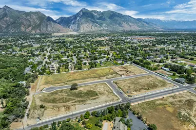 5976 W 11270 N #05, Highland, UT 84003 - Photo 9