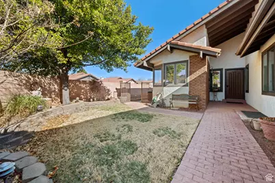 545 Valley View Drive Dr S #18, Saint George, UT 84770 - Photo 3