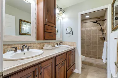 545 Valley View Drive Dr S #18, Saint George, UT 84770 - Photo 11