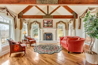 196 S Holly Dr, Alpine, UT 84004 - Photo 3