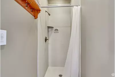 196 S Holly Dr, Alpine, UT 84004 - Photo 71