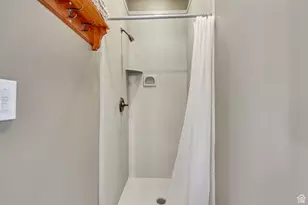 196 S Holly Dr, Alpine, UT 84004 - Photo 71