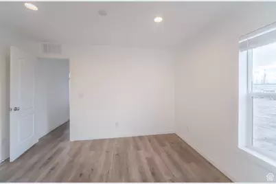 220 W 100 N #6, Levan, UT 84639 - Photo 11