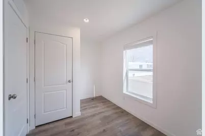 220 W 100 N #6, Levan, UT 84639 - Photo 19