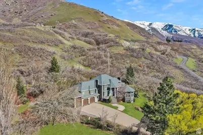 6464 Bybee Dr, Ogden, UT 84403 - Photo 1