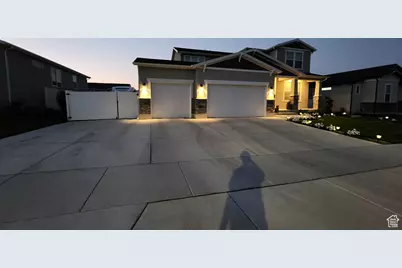 1395 E Kelsey Dr, Eagle Mountain, UT 84005 - Photo 5