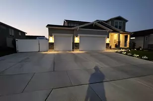 1395 E Kelsey Dr, Eagle Mountain, UT 84005 - Photo 5