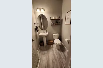 1395 E Kelsey Dr, Eagle Mountain, UT 84005 - Photo 17