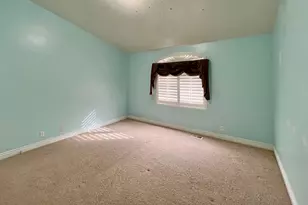 15 E 1100 S, Vernal, UT 84078 - Photo 17