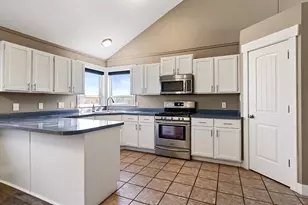 10749 S 2200 W, South Jordan, UT 84095 - Photo 13