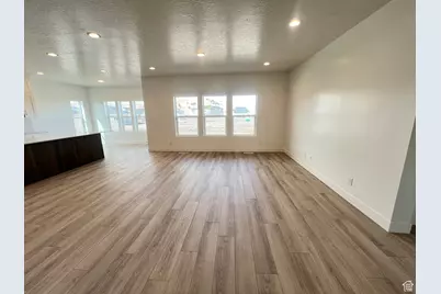 1550 S White Sage Dr #323, Santaquin, UT 84655 - Photo 9