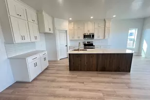 1550 S White Sage Dr, Santaquin, UT 84655 - Photo 11