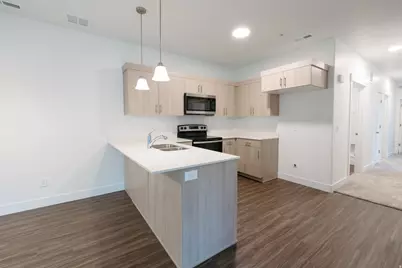 13687 S Hanley Ln #DD203, Riverton, UT 84096 - Photo 3