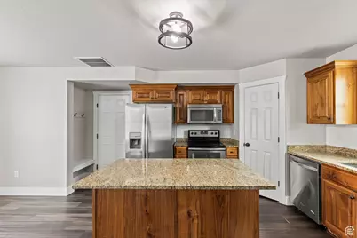 2174 S 1450 W, Logan, UT 84321 - Photo 9