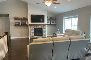 880 N Rocky Mountain Way, Elk Ridge, UT 84651 - Photo 5